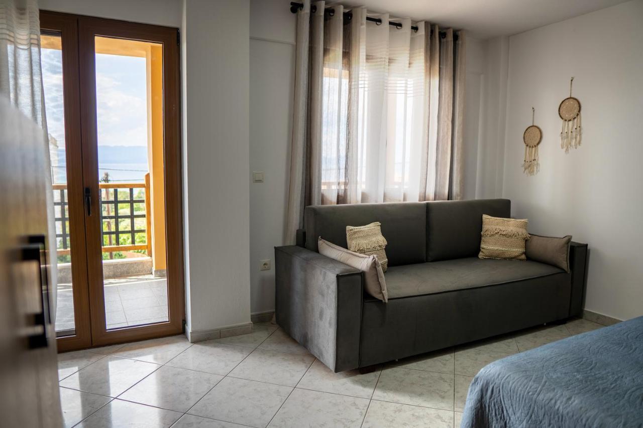 Sea View Apartment Grek Nea 3 Nea Roda Zewnętrze zdjęcie